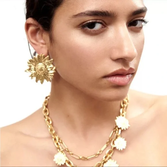 Zara Gold New Trend Sun Big Pin Modern MoMa Earrings - Picture 12 of 16